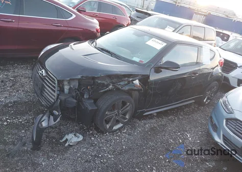 2015 Hyundai Veloster Turbo z USA, uszkodzony, nr VIN KMHTC6AE5FU240028